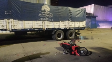 Tragedia en La Plata: murió un motociclista tras chocar contra un camión