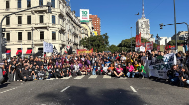 La UNLP presente en la cuarta Marcha Federal Universitaria en Plaza de Mayo