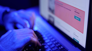 La Plata: denunció que lo extorsionaron por $9 millones por pedir una cita por internet