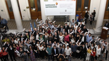 La UNLP superó los 7.200 graduados en 2025 y se consolida entre las universidades del país