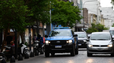 Una mujer murió tras caer desde un quinto piso en pleno centro de La Plata