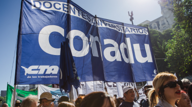 Docentes universitarios aceptaron la oferta salarial del gobierno y cobrarán aumentos superiores al 20%