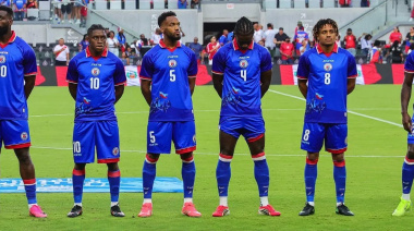 FIFA obligó a Haití a cambiar su camiseta antes del debut: el motivo