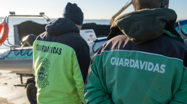 Intensifican la búsqueda de los cinco pescadores desaparecidos en el Río de la Plata