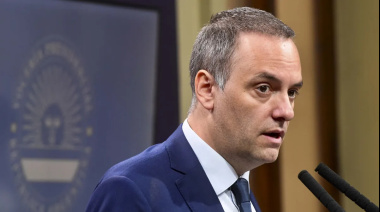 ¿Se va Adorni? Crecen los rumores de salida y Diego Santilli sería su reemplazante