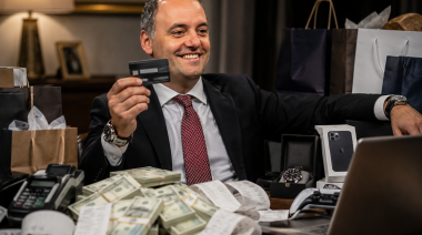 Justicia: Manuel Adorni deberá explicar consumos por $139 millones con tarjetas