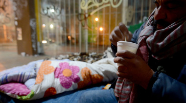 La Plata refuerza la asistencia a personas en situación de calle por la ola de frío