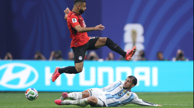 Video: el quite salvador de Leandro Paredes que valió un gol en la histórica remontada de Argentina