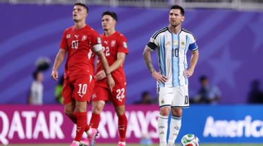 Messi regaló su 10 a un rival de Suiza y hubo otro destinatario sorpresa