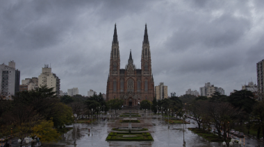 La Plata arranca la semana con frío y una chance de lluvia que sigue abierta