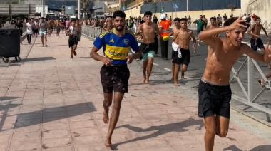 VIDEO: un marroquí cruzó a España con la camiseta de Boca y se hizo viral