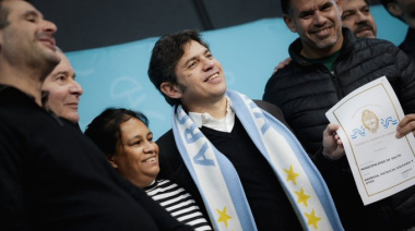 Kicillof celebró la visita del Papa León XIV: “Su mensaje es muy necesario en estos tiempos de crueldad”