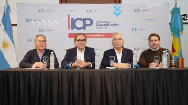 Alak encabezó una clase de formación política del PJ Bonaerense en Ituzaingó