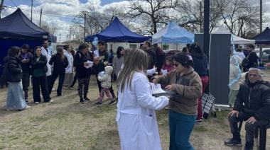 La UNLP y el Municipio llevaron postas de salud gratuitas a Los Hornos