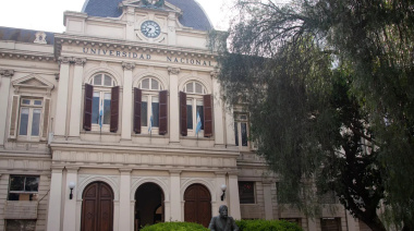 Paro en la UNLP: gremios docentes y nodocentes paralizan las facultades contra el ajuste