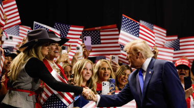 Trump lanza su "Plan Platita": promete US$5.000 si ganan los republicanos