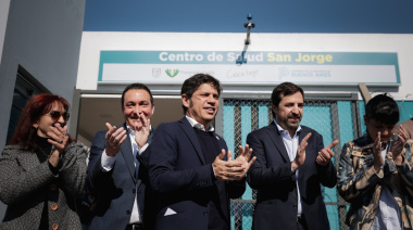 Kicillof inauguró obras en Varela y se llevó el respaldo de Watson: “Argentina va a salir adelante de la mano de este hombre”