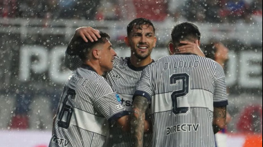 Boca le ganó 2-0 a San Lorenzo en el clásico y estiró su invicto a 14 partidos