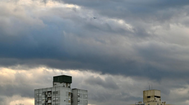 La Plata hoy: el pronóstico del SMN trae un aviso por ráfagas de hasta 80 km/h