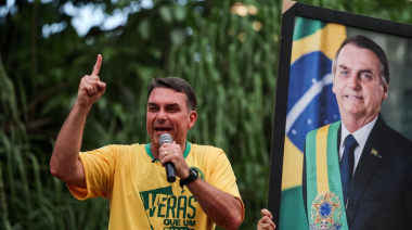 Flavio Bolsonaro desafía a Lula: “Voy a estar ahí para restregarte la verdad en la cara”