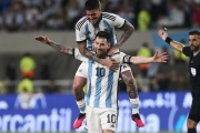 Messi hizo su gol número 800