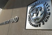 El FMI aprobó un desembolso inmediato de 800 millones dólares