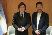 “¡Jugaba mejor él!”: el emotivo encuentro entre Milei y el Cholo Simeone en Madrid