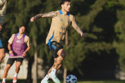 Paredes entrenó en el Predio de AFA mientras espera su oficialización como refuerzo de Boca