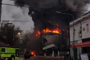 Este lunes comienza el operativo para demoler el edificio incendiado en La Plata