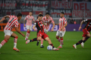 Montiel sorprendió a todos y rompió un récord histórico en el fútbol argentino