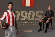 Estudiantes presentó su nueva camiseta por los 120 años: cómo es y dónde comprarla