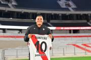 El renacer de Juanfer en River: magia, pases y recuerdos de Madrid