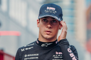 Colapinto tras su choque en Bakú: “Prefiero chocar yendo rápido que ir lento y no chocar”