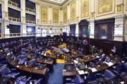 La nueva ley en Buenos Aires que regula los celulares en las aulas: claves y detalles