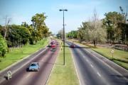 La onda verde en Camino Centenario redujo un 40% los tiempos de viaje entre Villa Elisa y Ringuelet