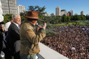 Johnny Depp cerró su visita a la Argentina con una jornada histórica en La Plata