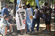 Trabajadores de Fate marcharon en La Plata contra el cierre