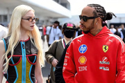Anya Taylor-Joy llegó al paddock de Suzuka con Hamilton, ¿Conocerá a Colapinto?