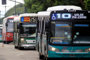 AMBA: las empresas de micros recortan servicios por el precio del gasoil