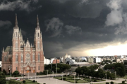 SMN alerta a La Plata por tormentas: cuándo se espera el pico de intensidad