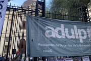 El conflicto universitario suma una nueva jornada de paro docente en la UNLP
