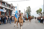 Abasto celebró sus 135 años con desfile tradicionalista, música y actividades para toda la familia