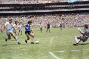 La Plata realizará un homenaje a Maradona por los 40 años del Gol del Siglo