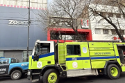La Plata: se incendió el KFC de Avenida 7 y controlan el fuego