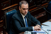 Manuel Adorni presentó su declaración jurada pero se contradice con sus dichos