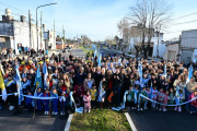 Alak inauguró una nueva etapa del ensanche y pavimentación de avenida 60 en Los Hornos