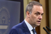 ¿Se va Adorni? Crecen los rumores de salida y Diego Santilli sería su reemplazante