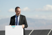 Manuel Adorni renunció al directorio de YPF tras dejar la Jefatura de Gabinete