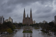 La Plata arranca la semana con frío y una chance de lluvia que sigue abierta