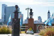 Axel Kicillof y Julio Alak encabezarán un homenaje a Eva Perón en La Plata